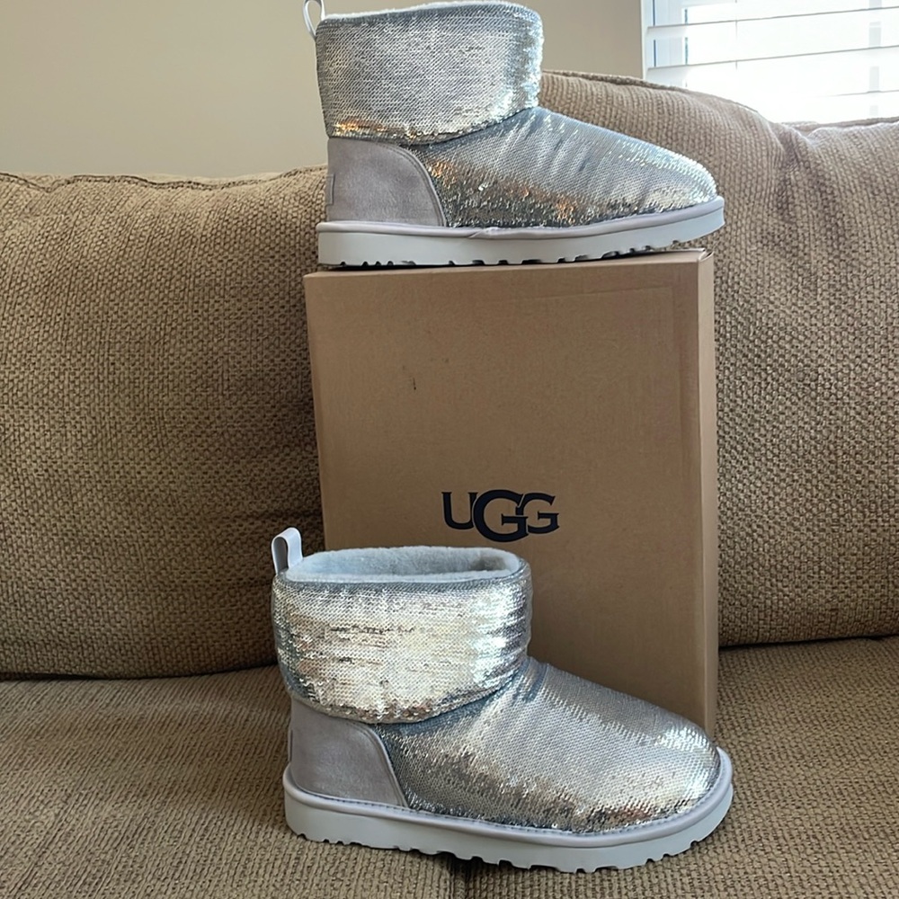 UGG Women's Silver Sequin Bootie size 8 Sold Out